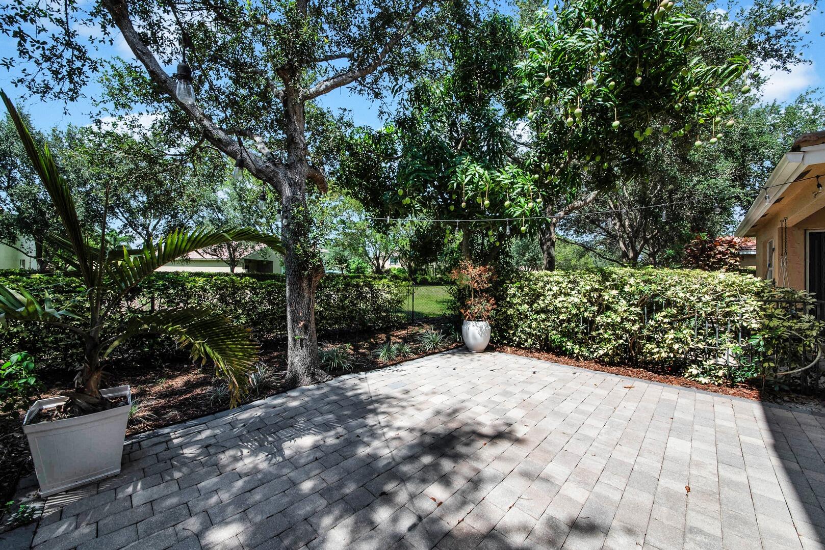 7673 Spatterdock Drive