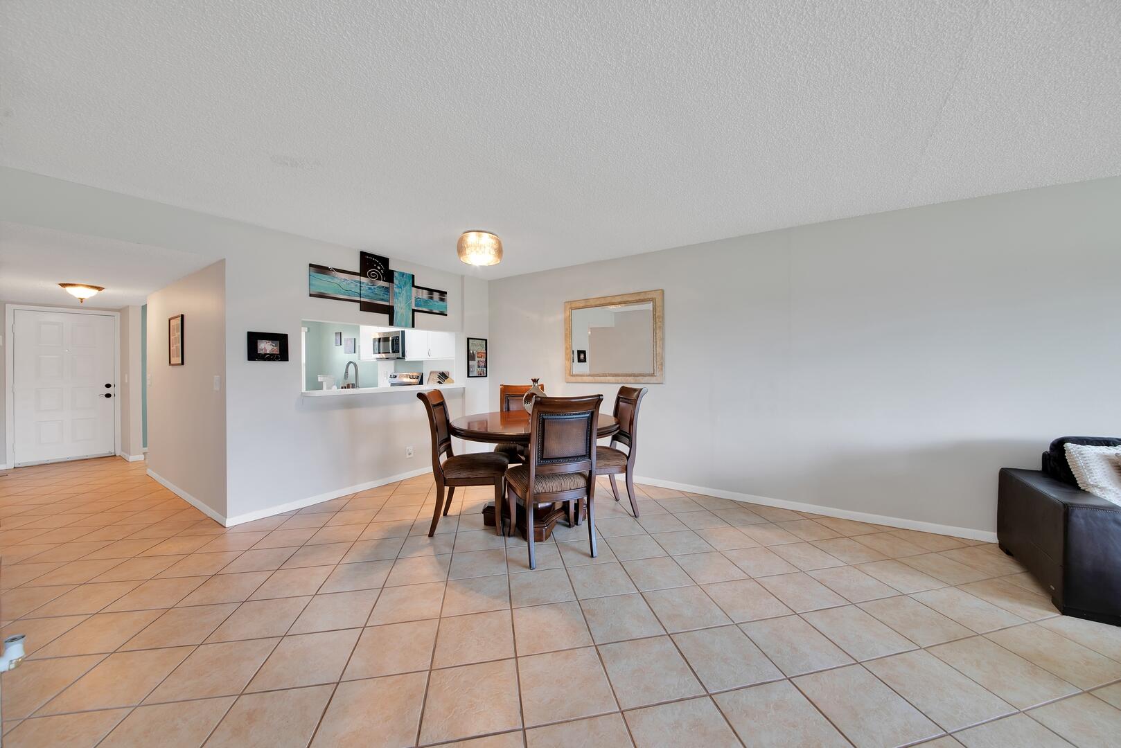4708 Lucerne Lakes Boulevard E 104
