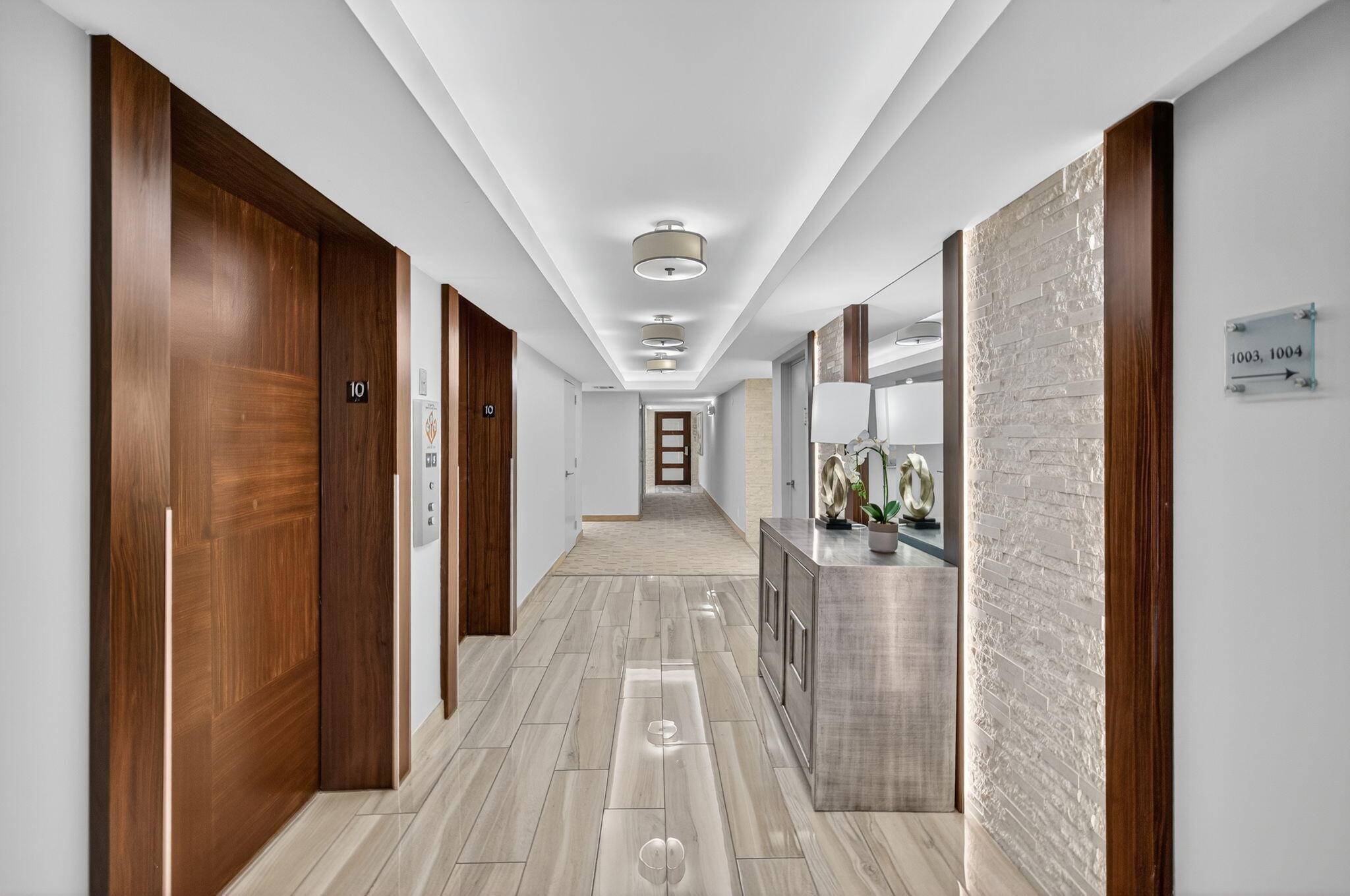 777 Bayshore Drive 1003