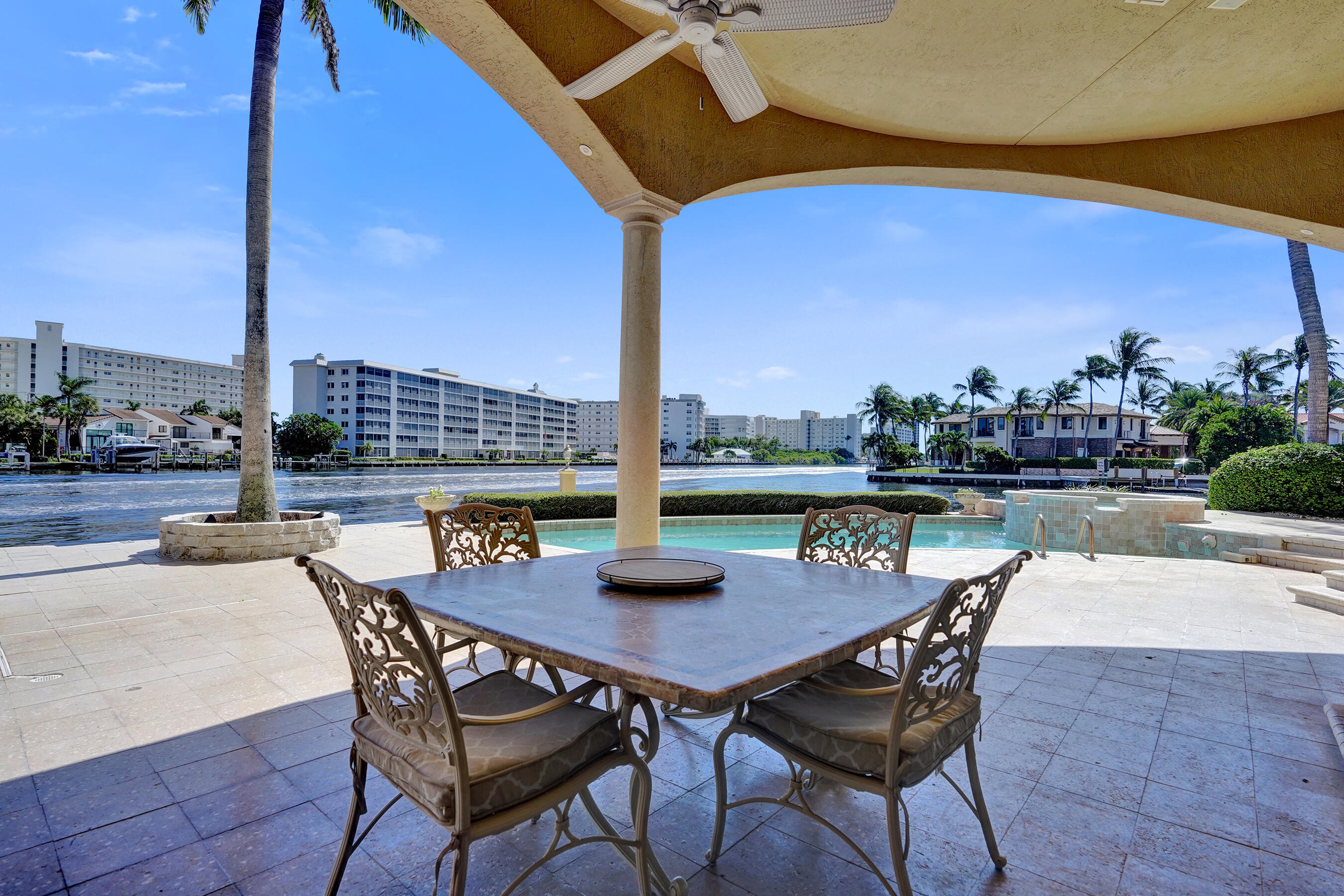 612 Admirals Way