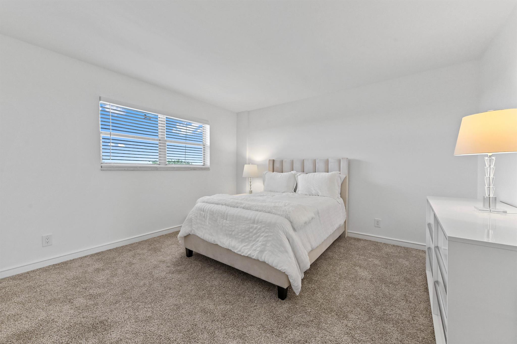 555 NW 4th Avenue 5070