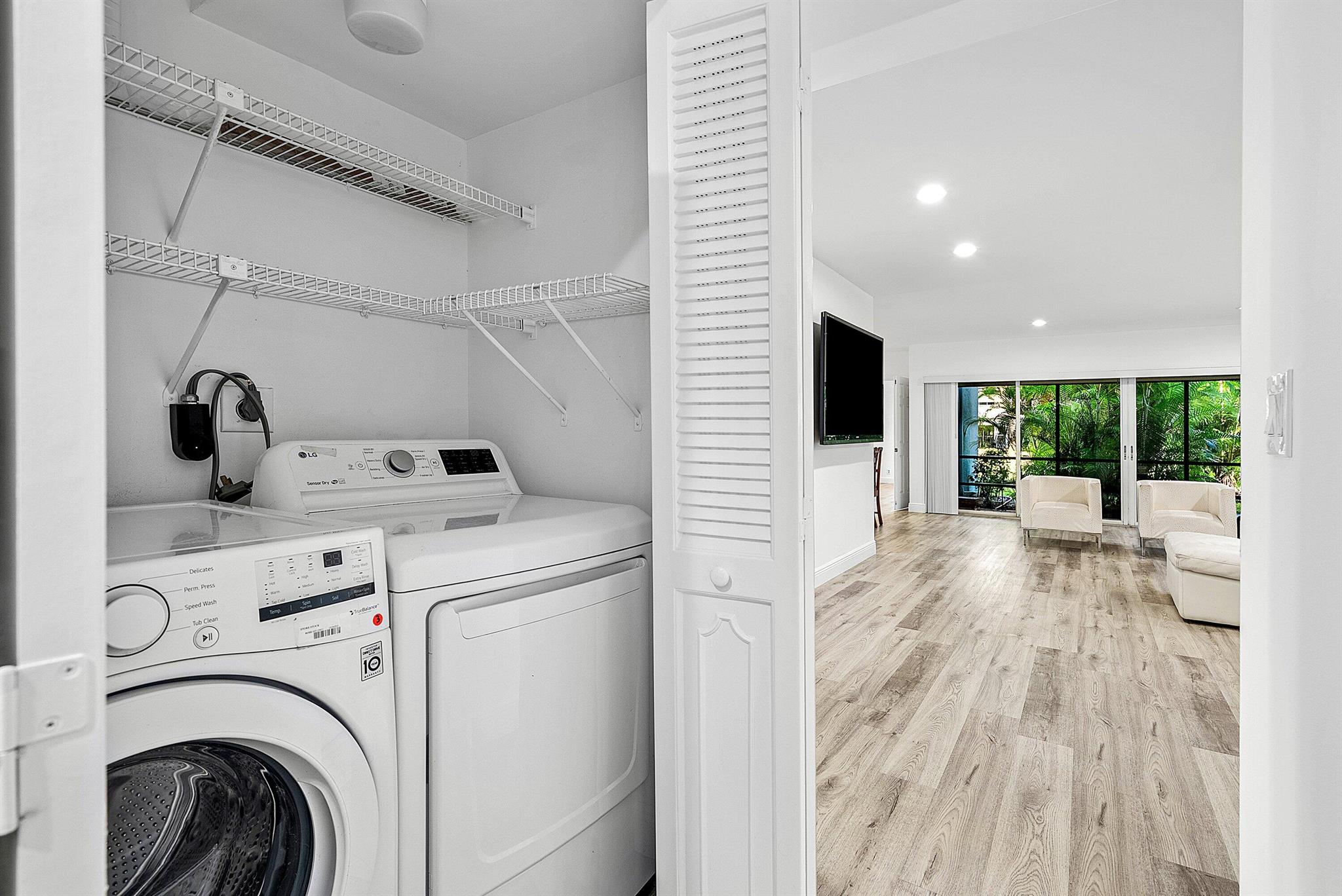 6165 Old Court Road 123