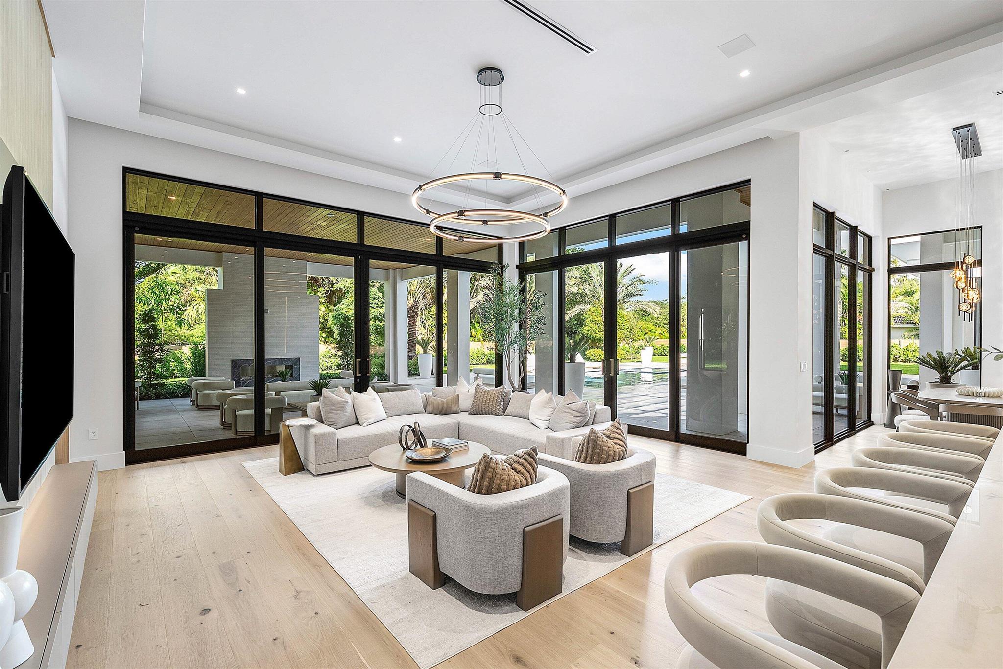 16484 Bridlewood Circle