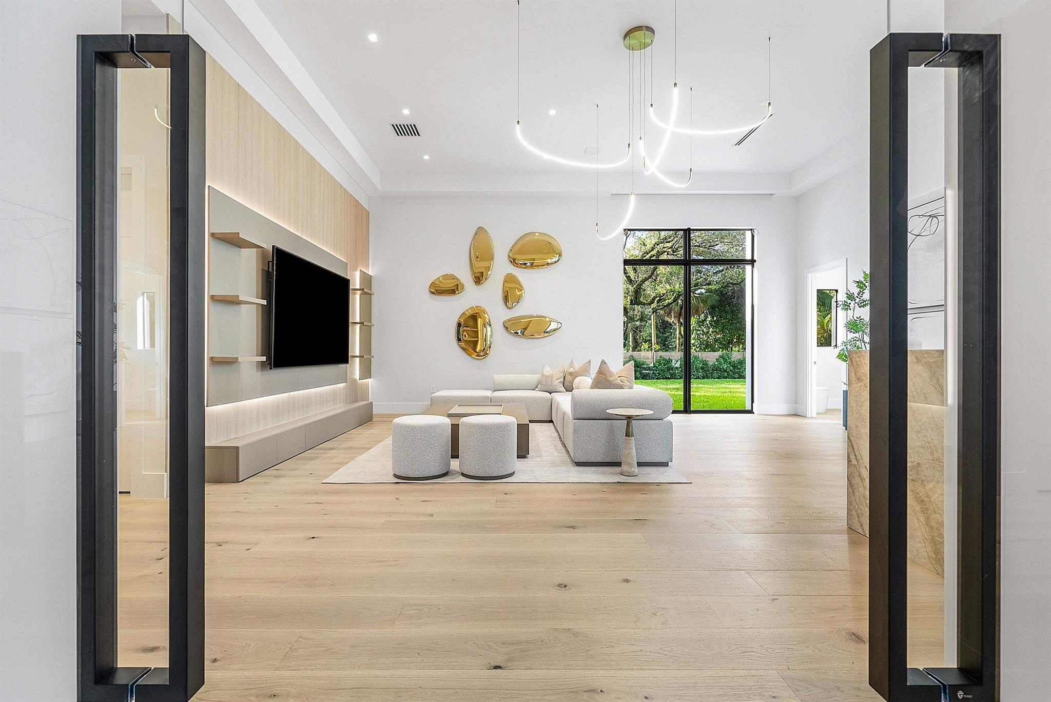 16484 Bridlewood Circle