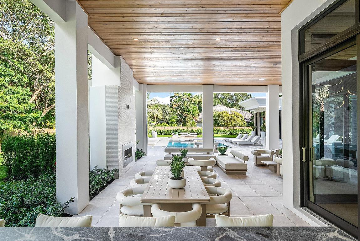 16484 Bridlewood Circle