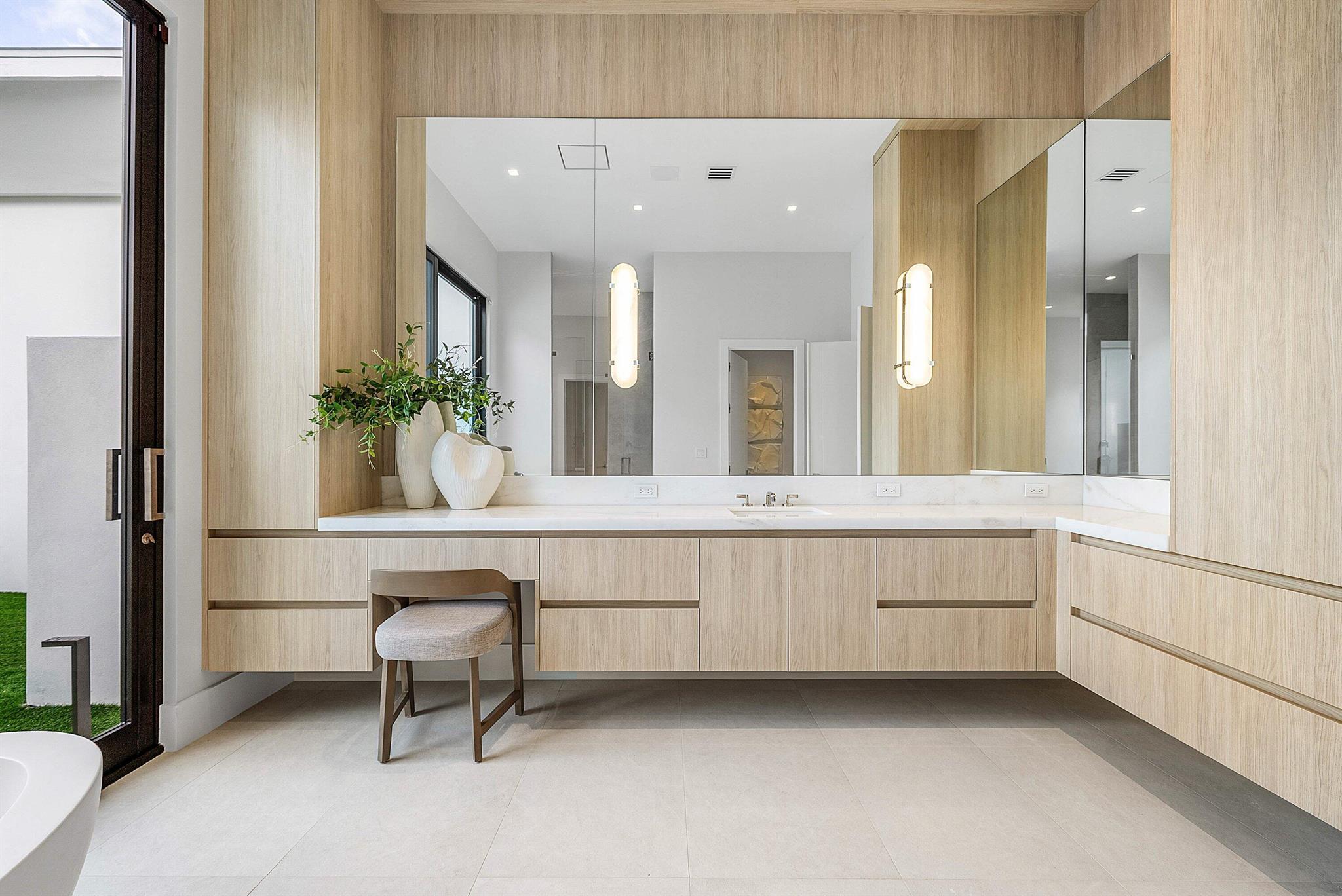 16484 Bridlewood Circle