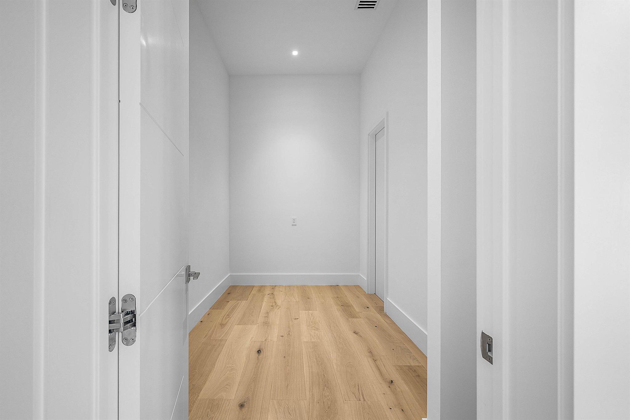 16484 Bridlewood Circle