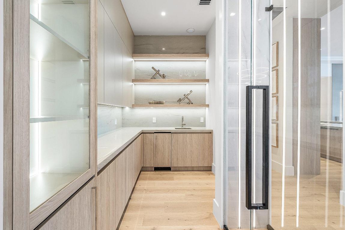 16484 Bridlewood Circle