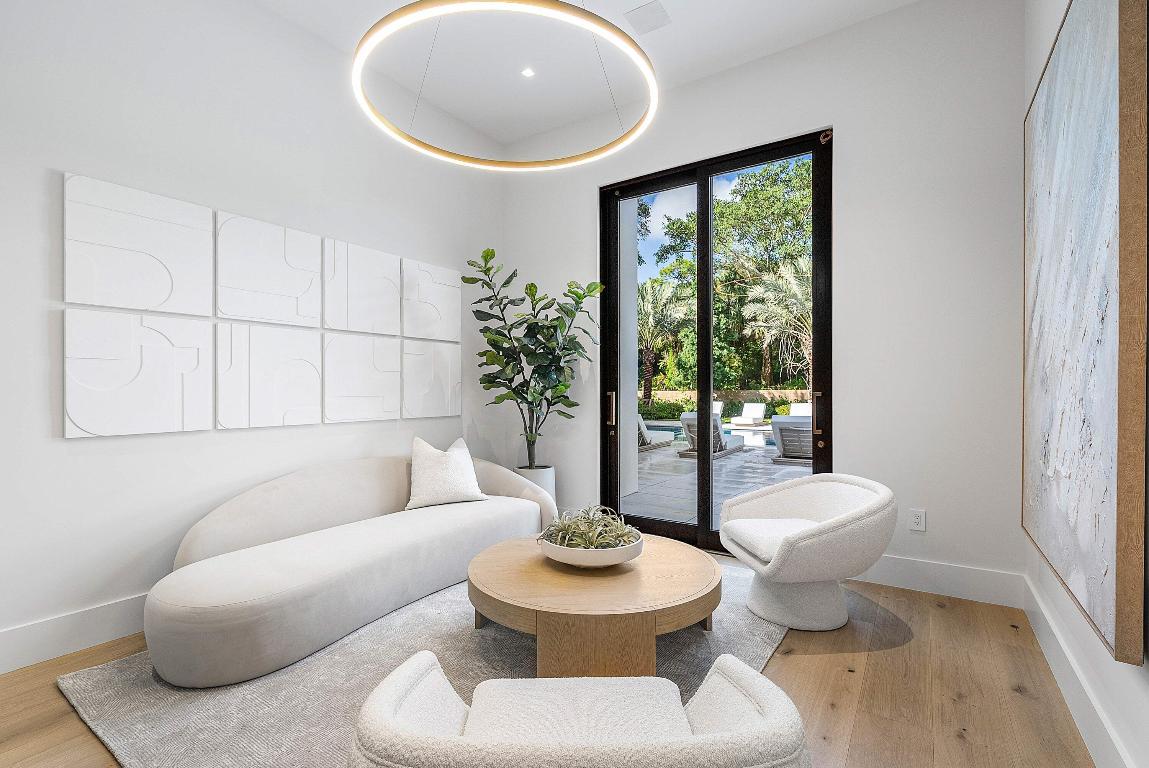 16484 Bridlewood Circle