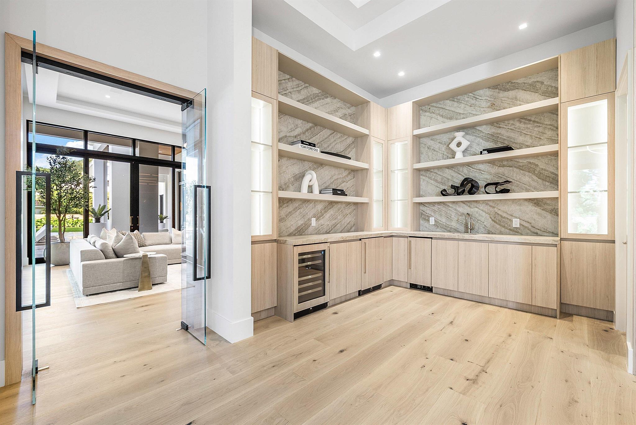 16484 Bridlewood Circle