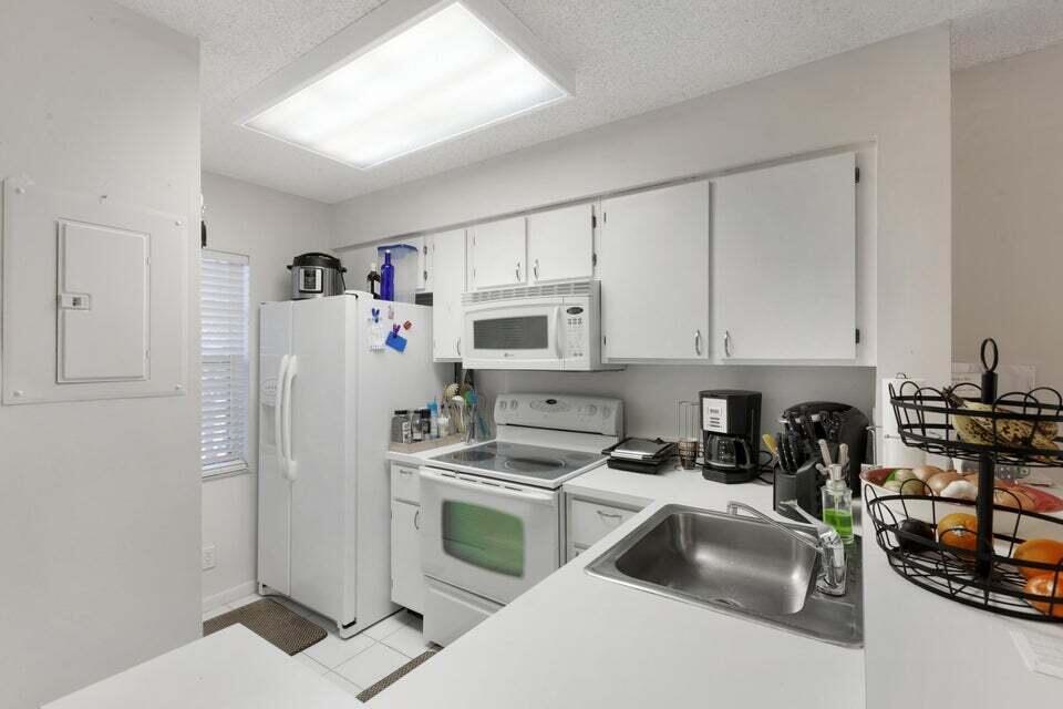 2230 N Cypress Bend Drive 209