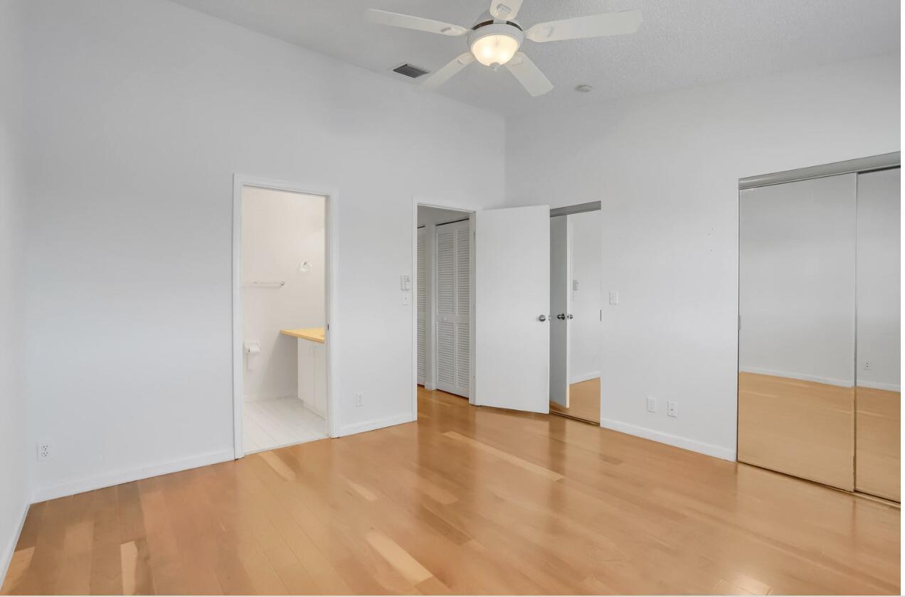 1061 Kokomo Key Lane