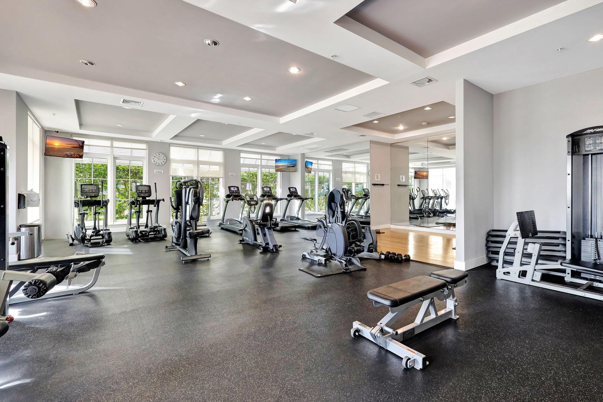 350 N Federal Highway 714