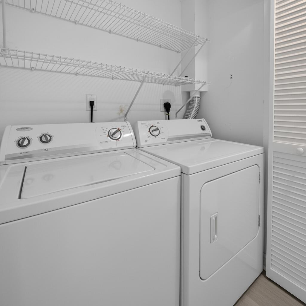 350 N Federal Highway 714