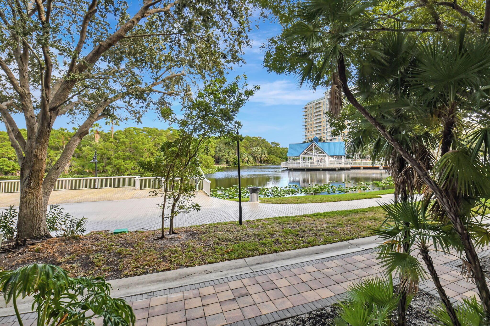 350 N Federal Highway 714