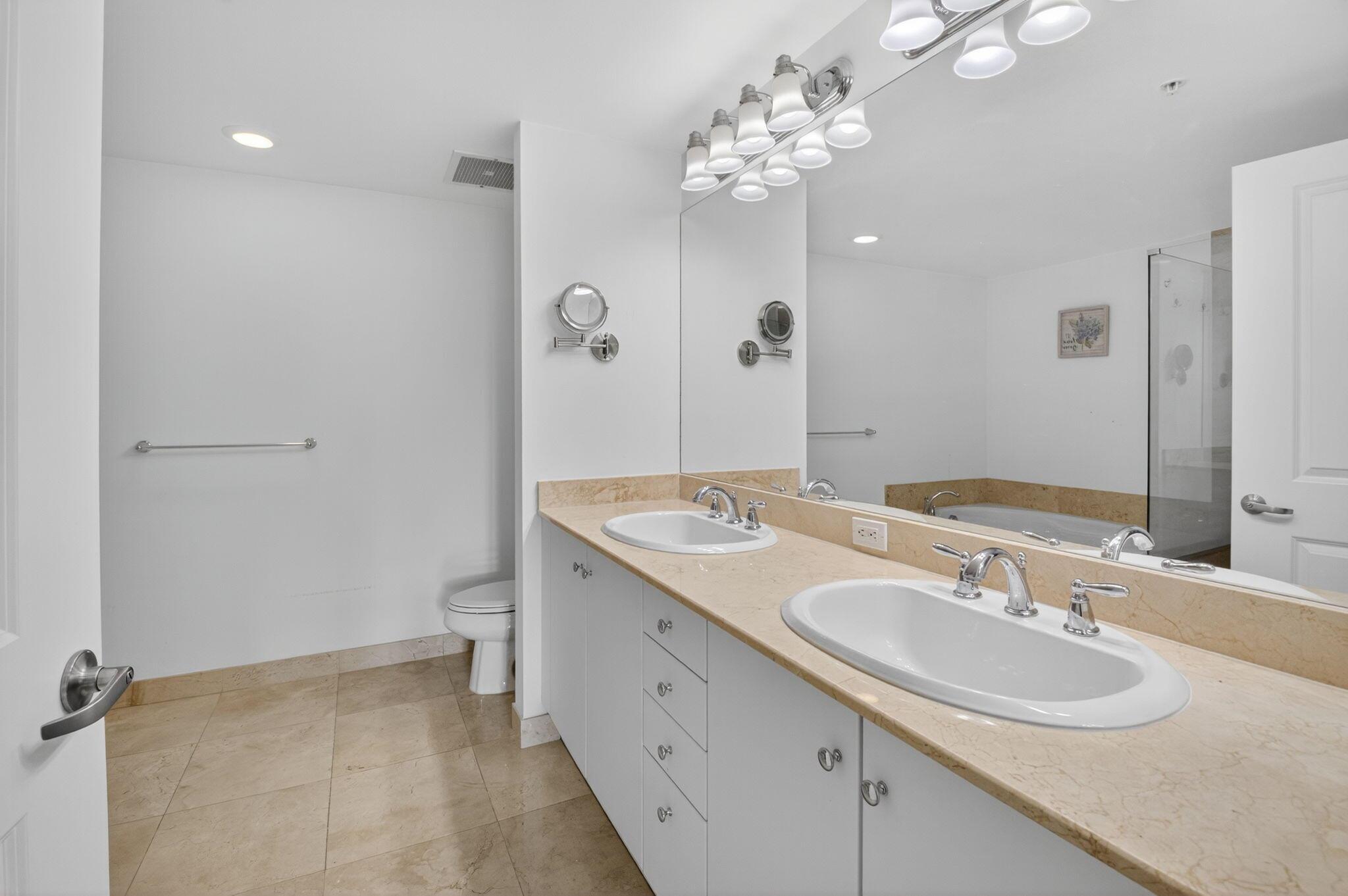 350 N Federal Highway 714