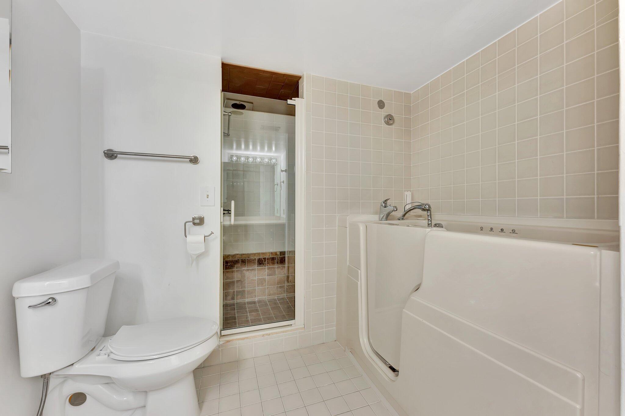 800 Jeffery 202 Street 202