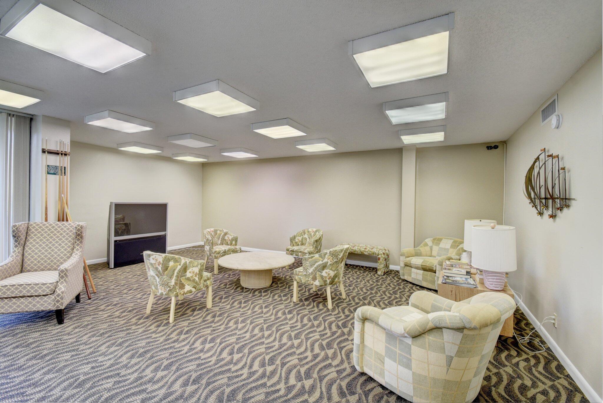 800 Jeffery 202 Street 202