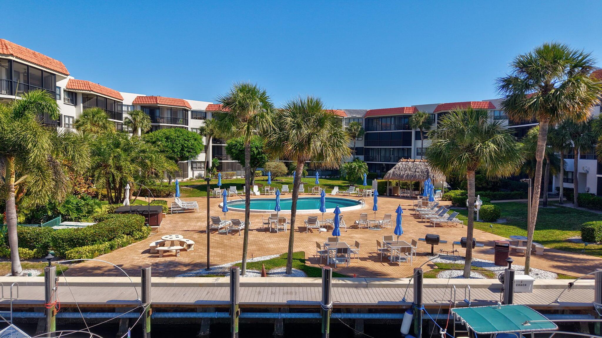 800 Jeffery 202 Street 202