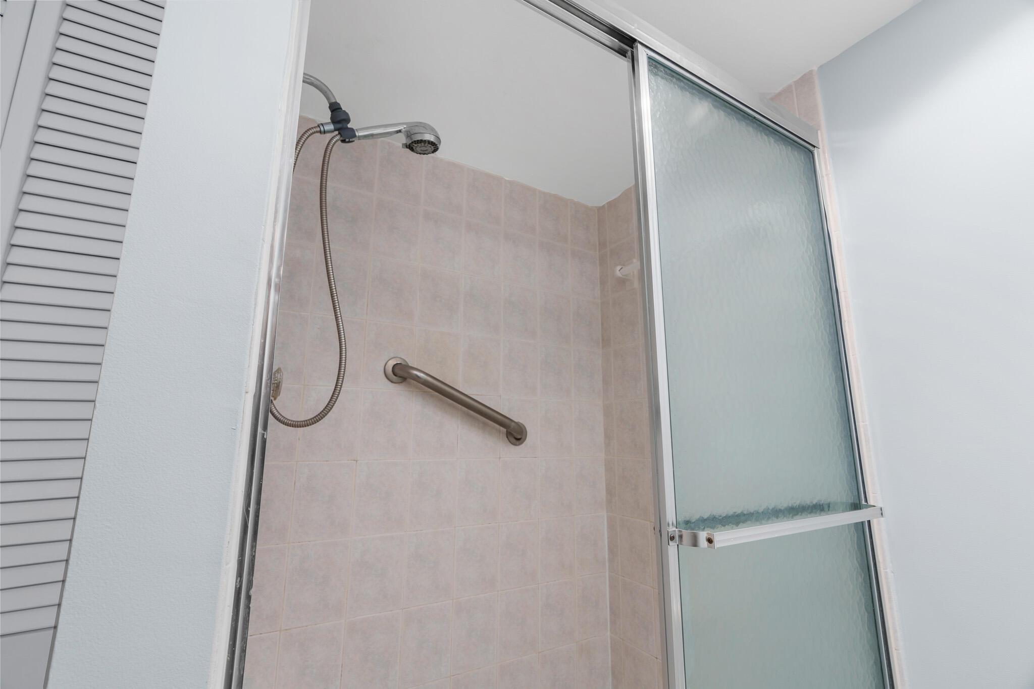 950 Ponce De Leon Road 207