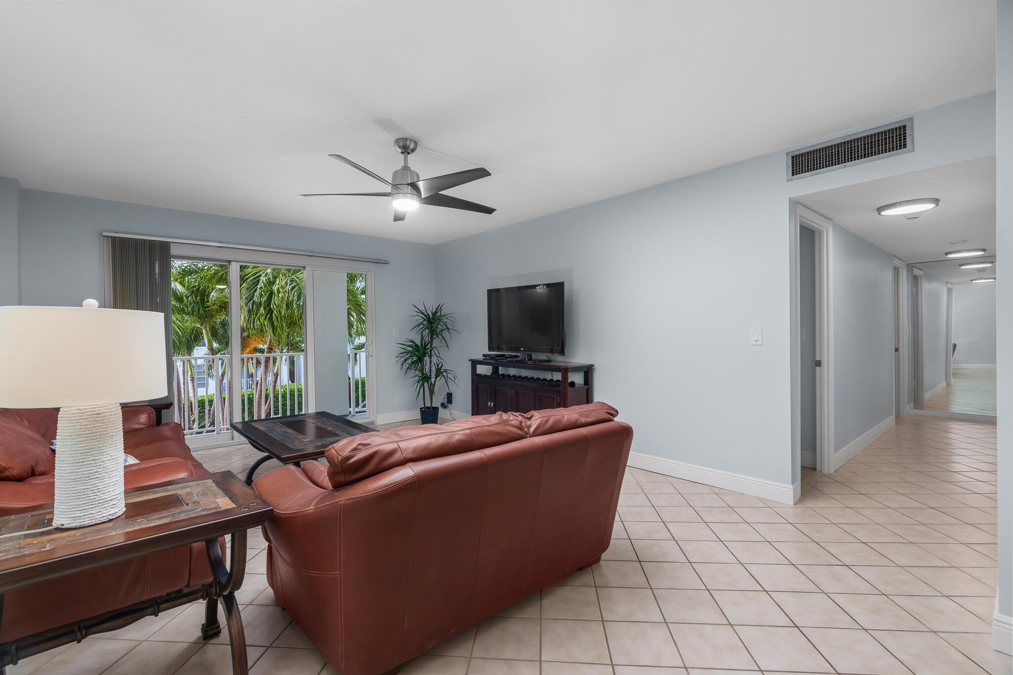 950 Ponce De Leon Road 207