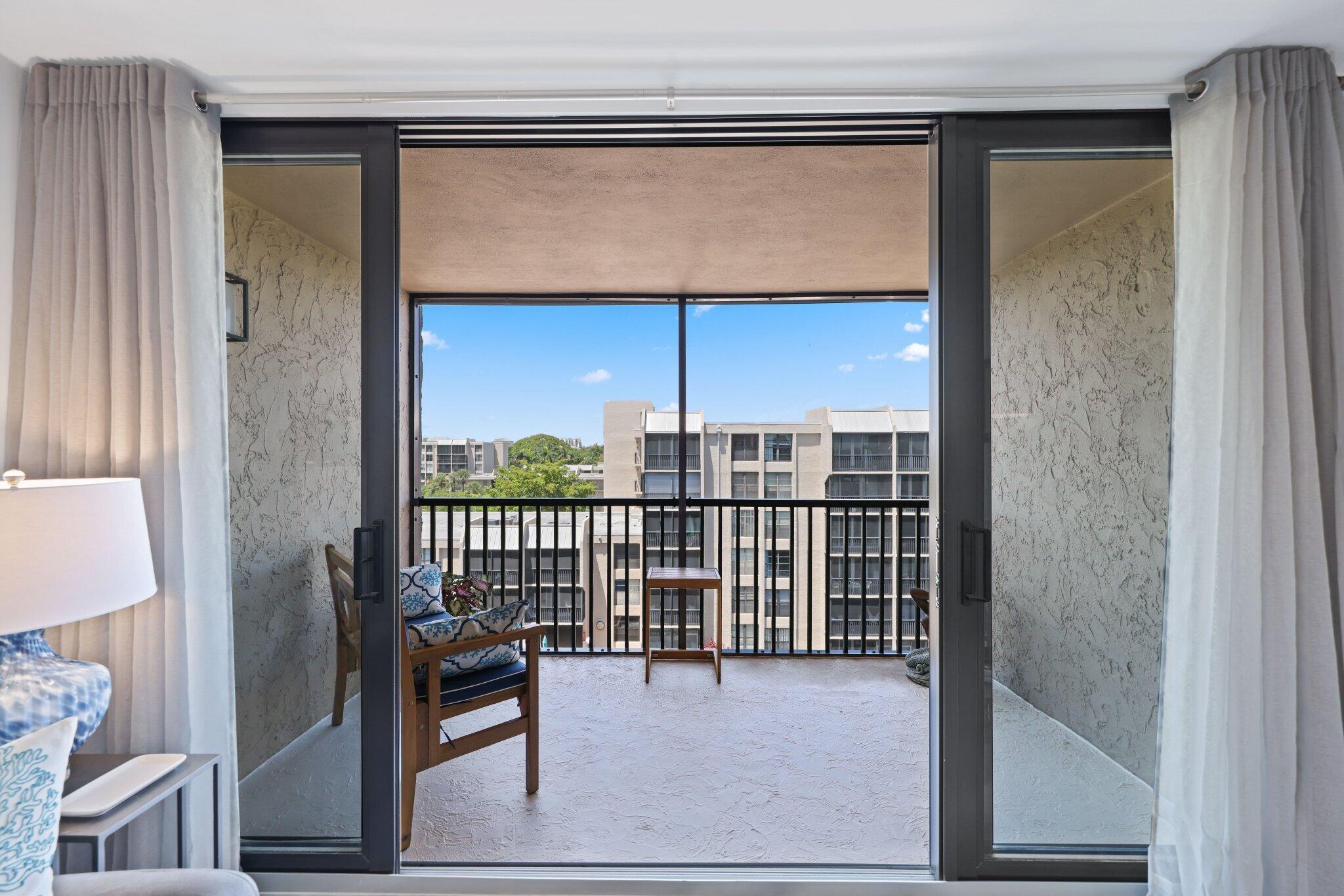 12 Royal Palm Way Unit 605