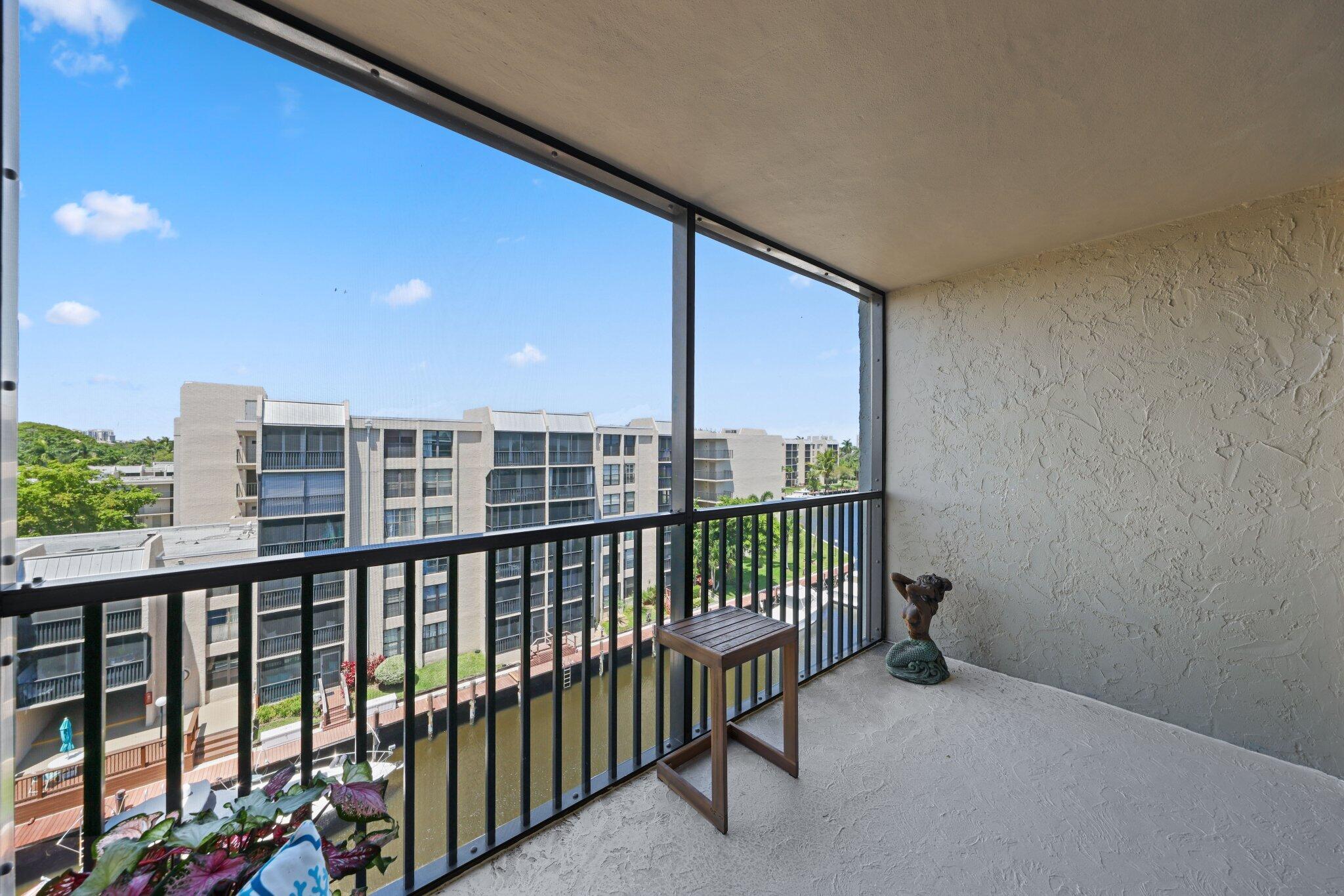 12 Royal Palm Way Unit 605