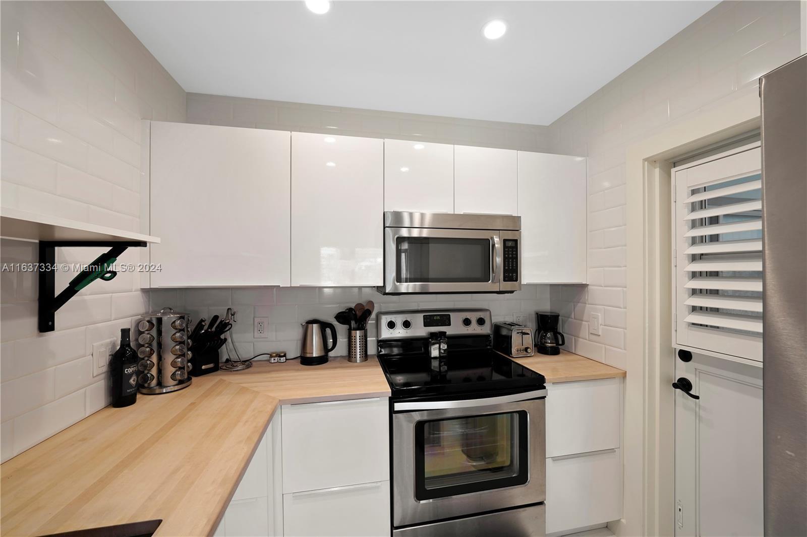 900 Atlantic Shores Boulevard 202