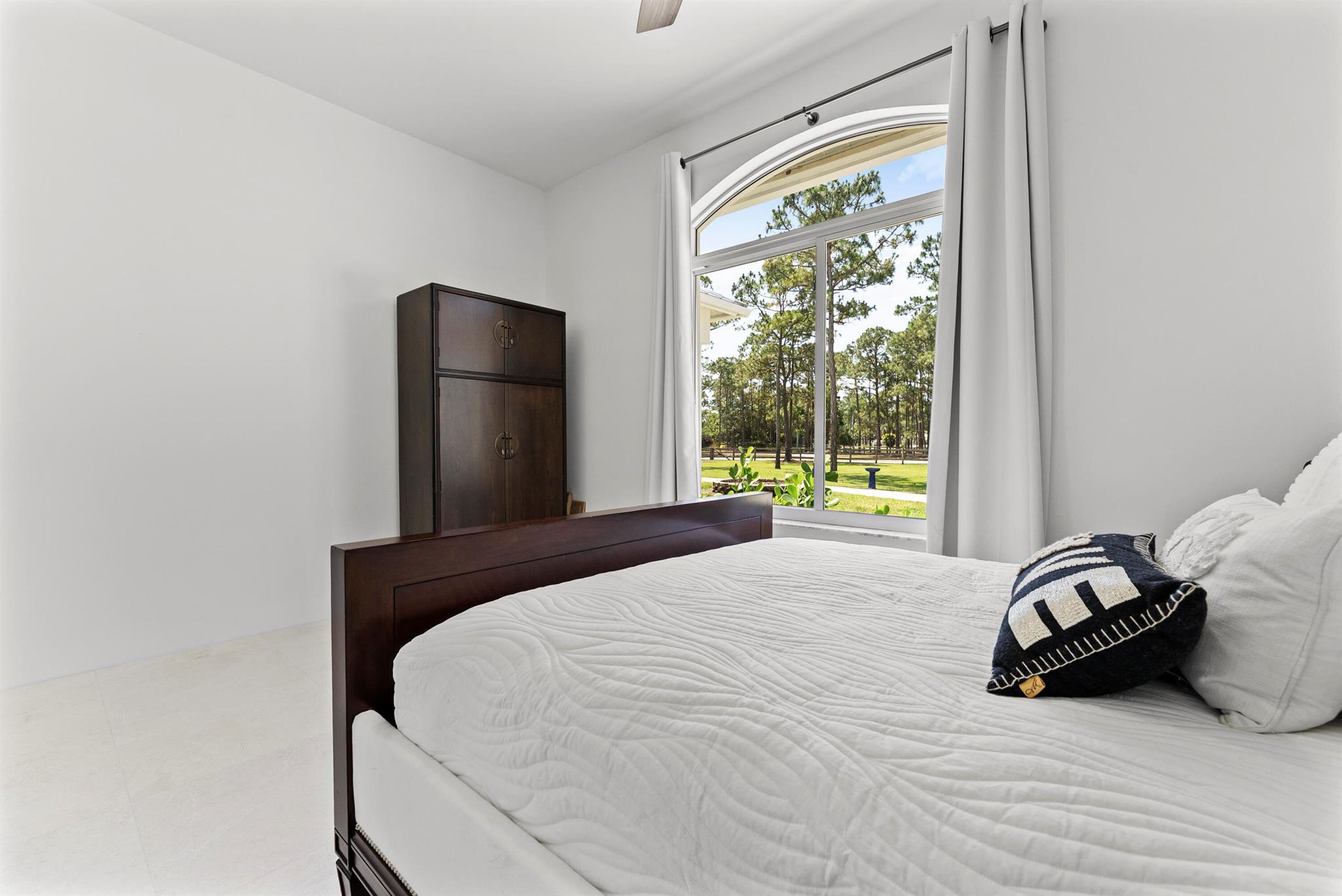 14819 Broken Arrow Place