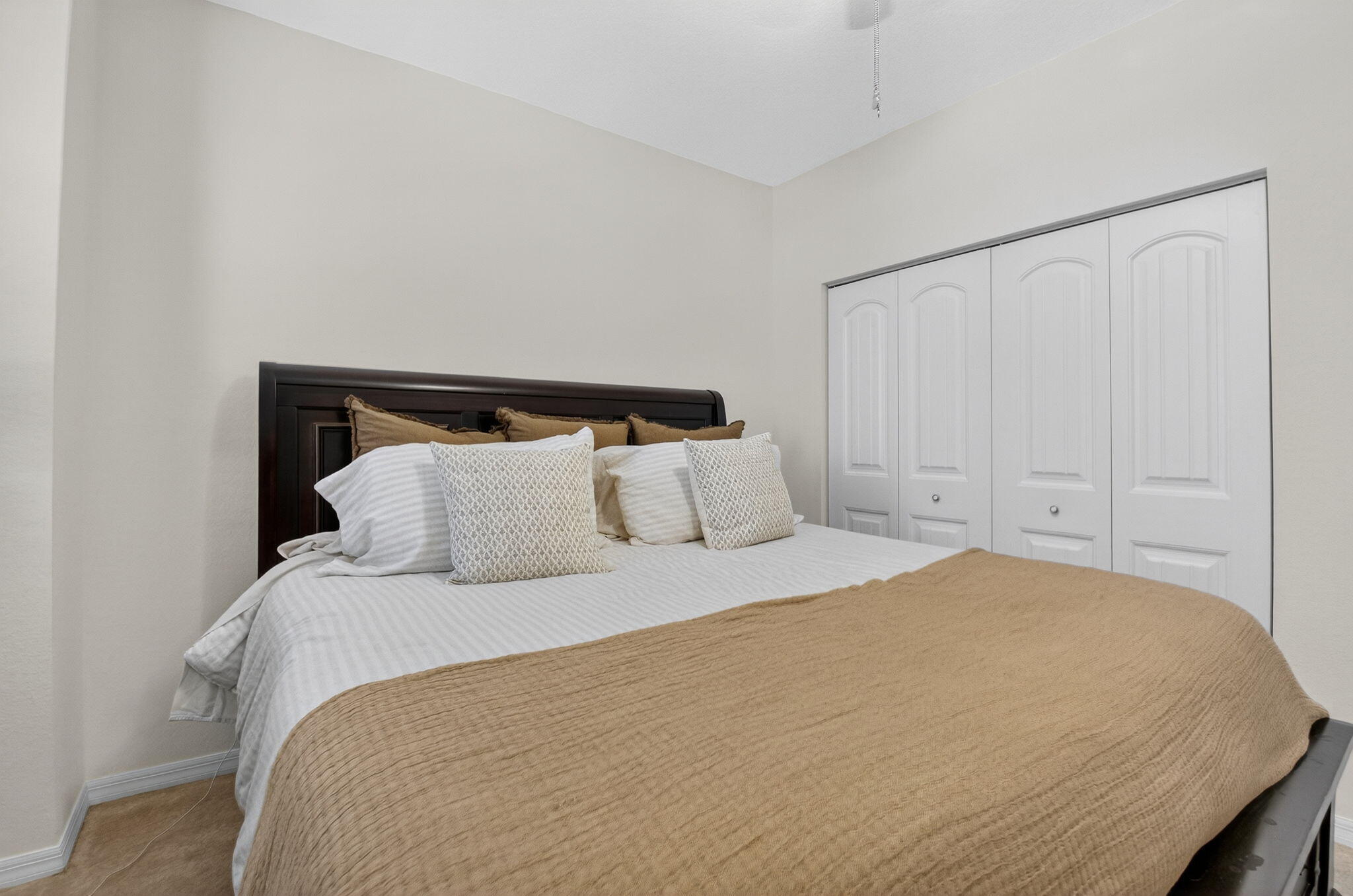148 W Astor Circle