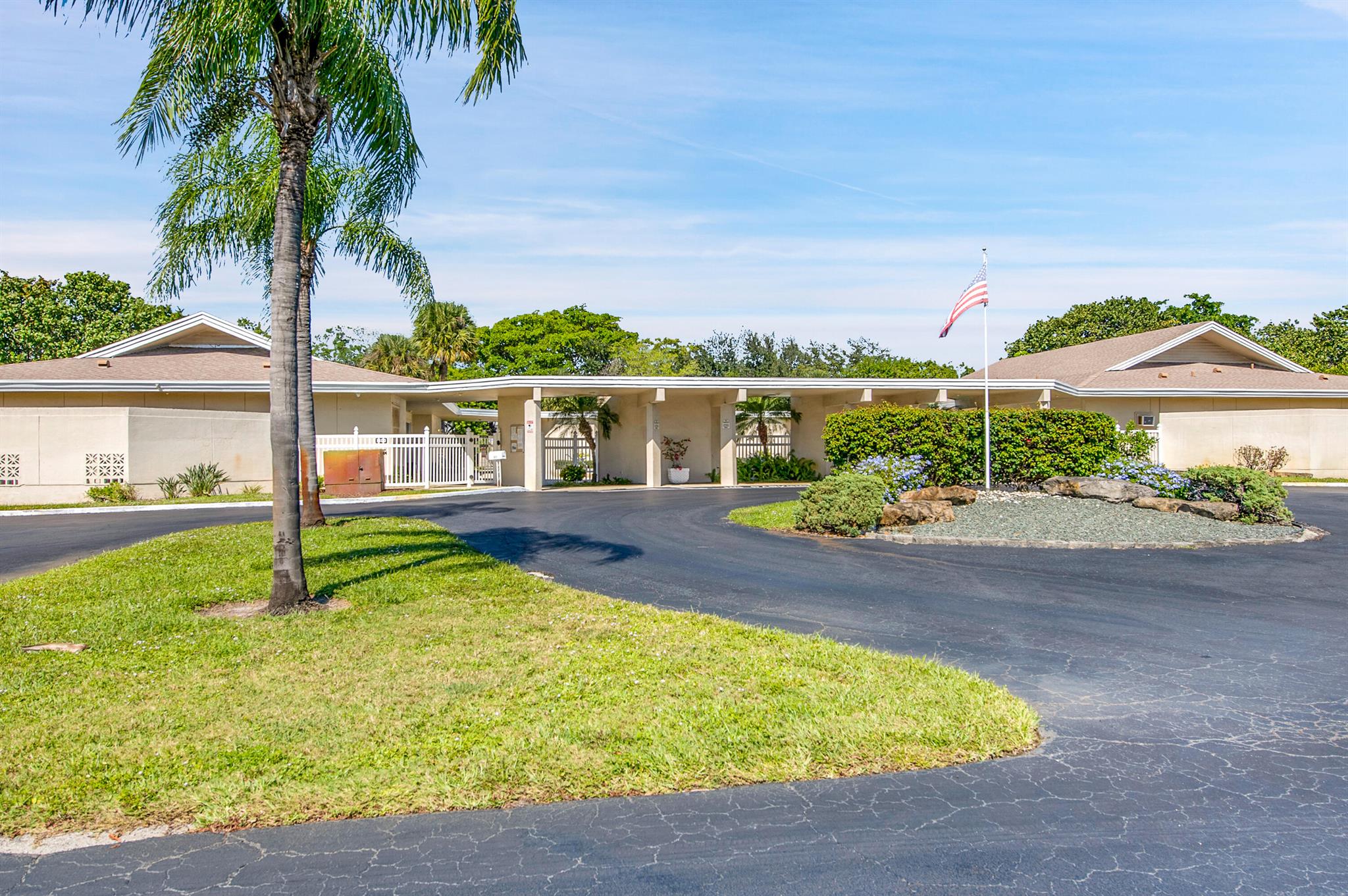 312 NE 17th Avenue 202