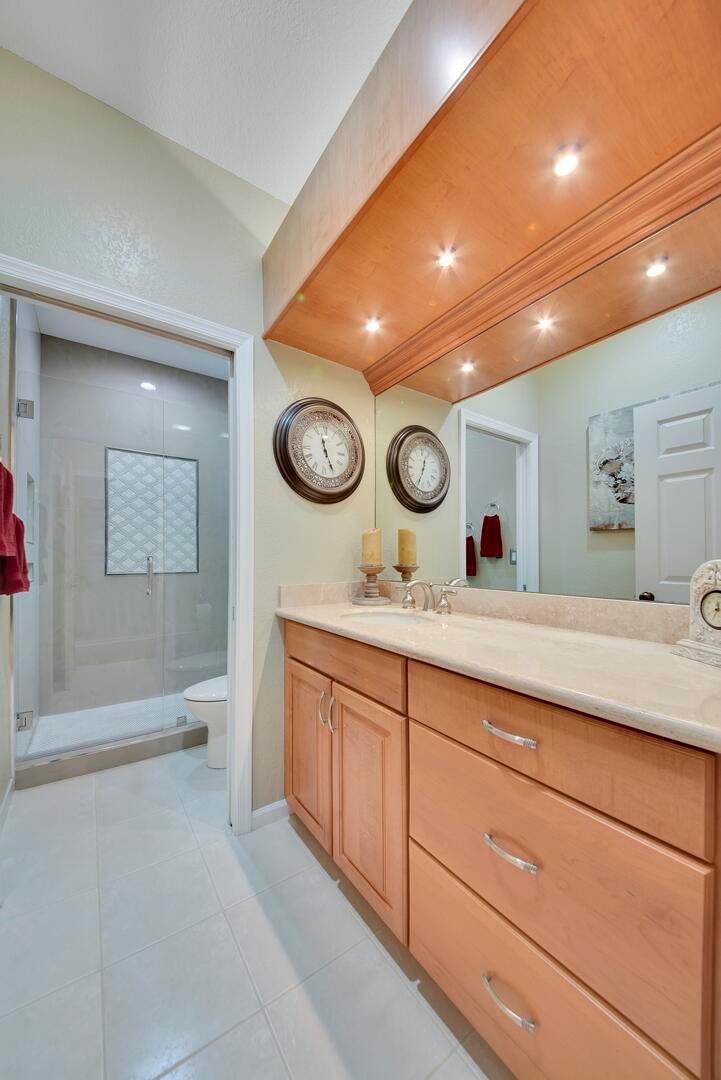 19261 Cherry Hills Terrace