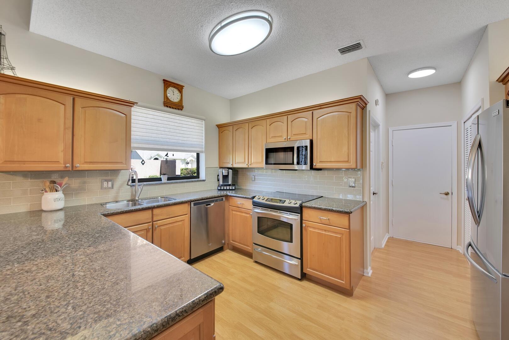 19261 Cherry Hills Terrace