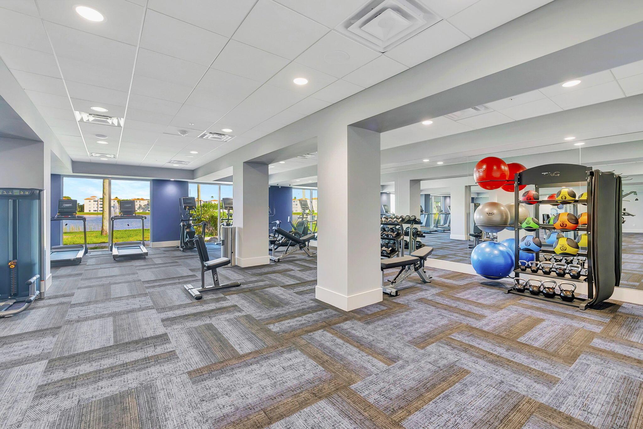 6234 Pointe Regal Circle