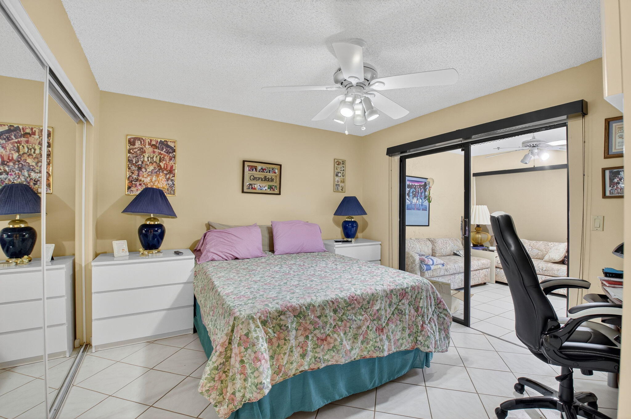 6234 Pointe Regal Circle