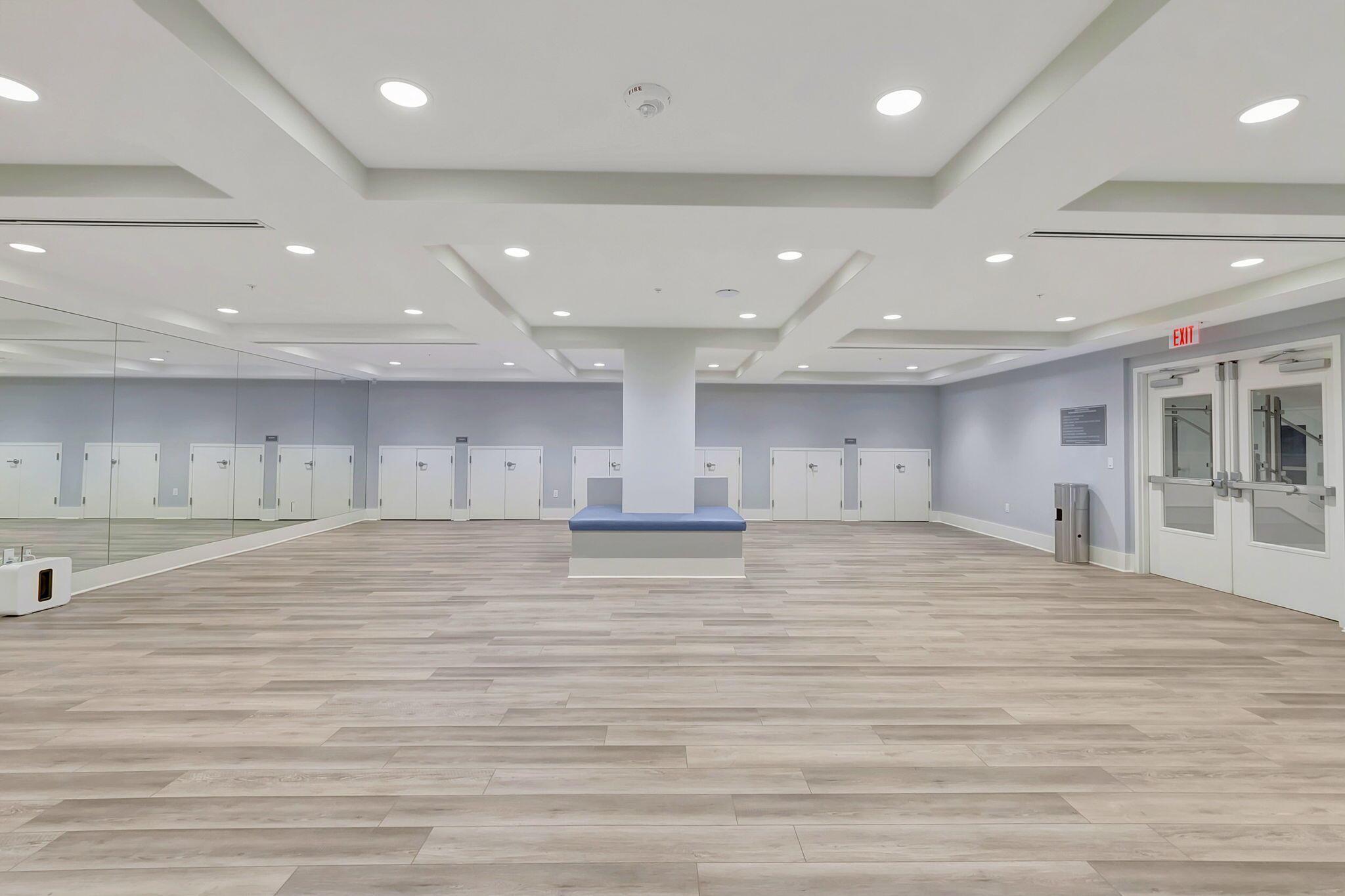 6234 Pointe Regal Circle