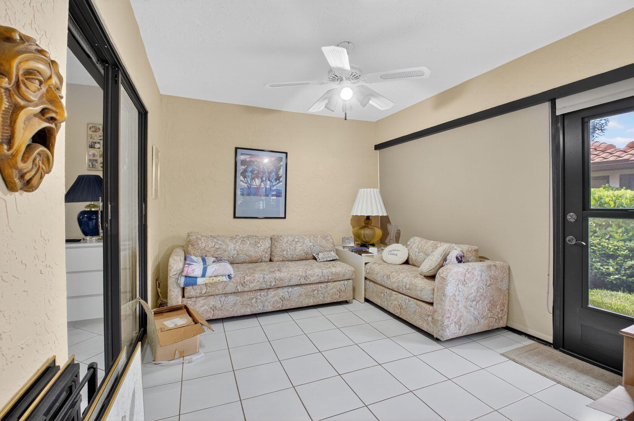6234 Pointe Regal Circle