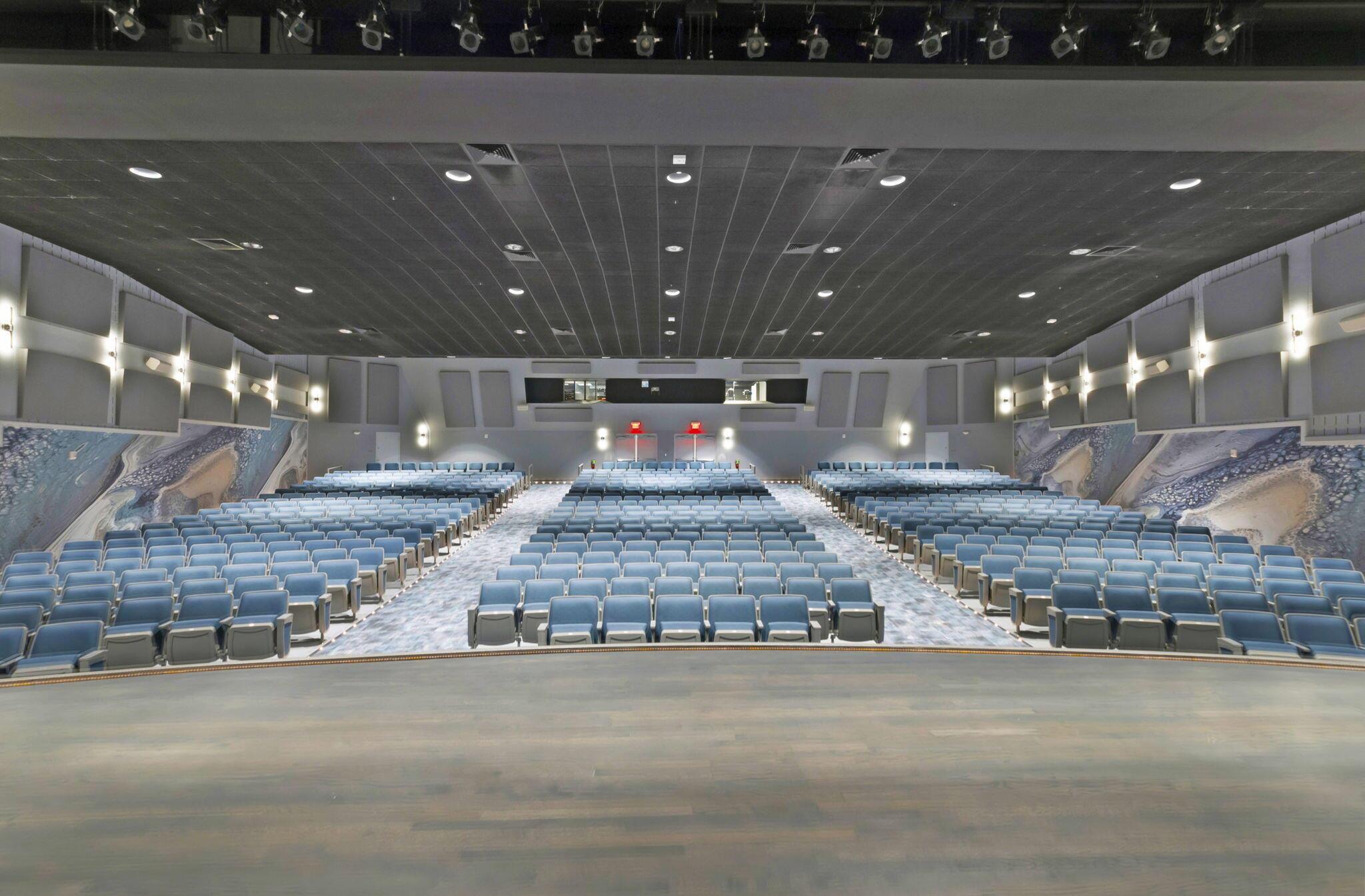 6234 Pointe Regal Circle