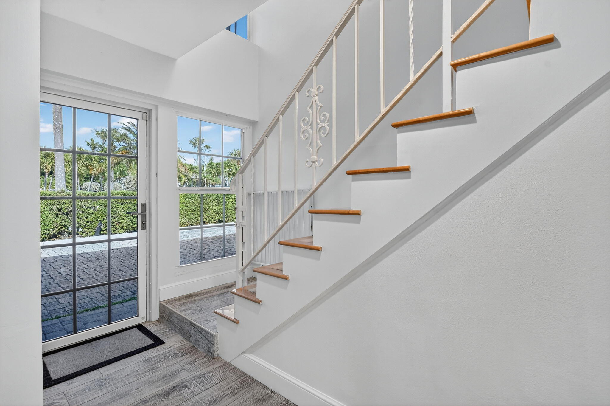 1194 Hillsboro Mile 74