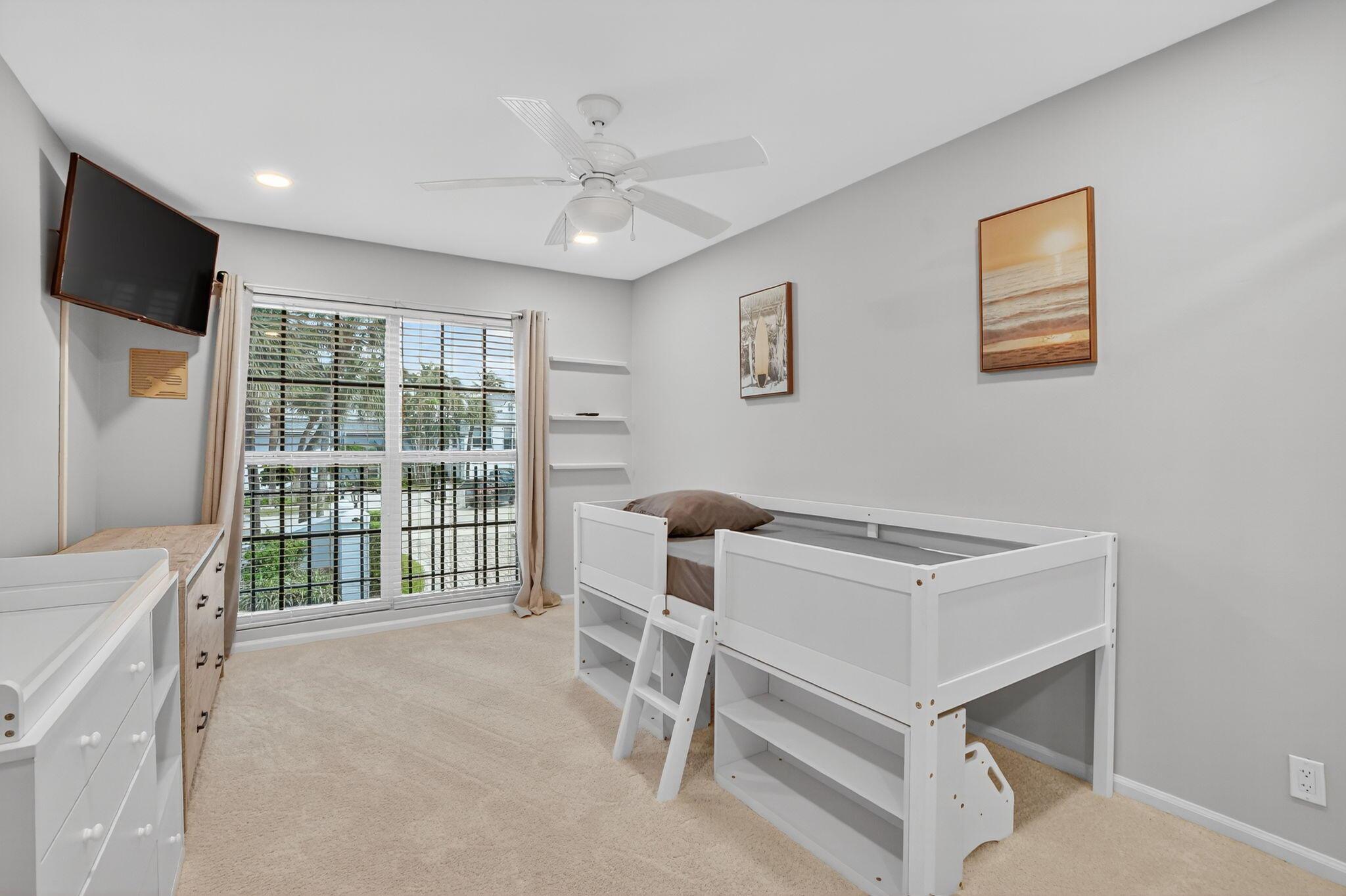 1194 Hillsboro Mile 74