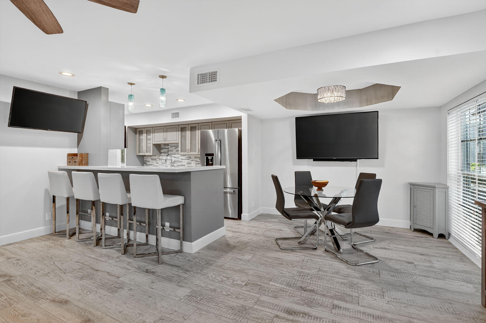 1194 Hillsboro Mile 74