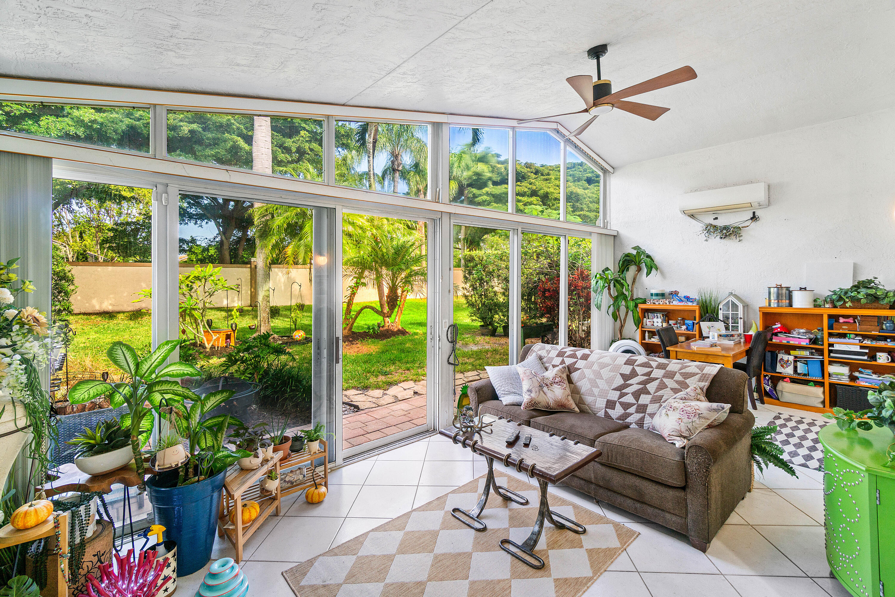 6805 Sun River Road
