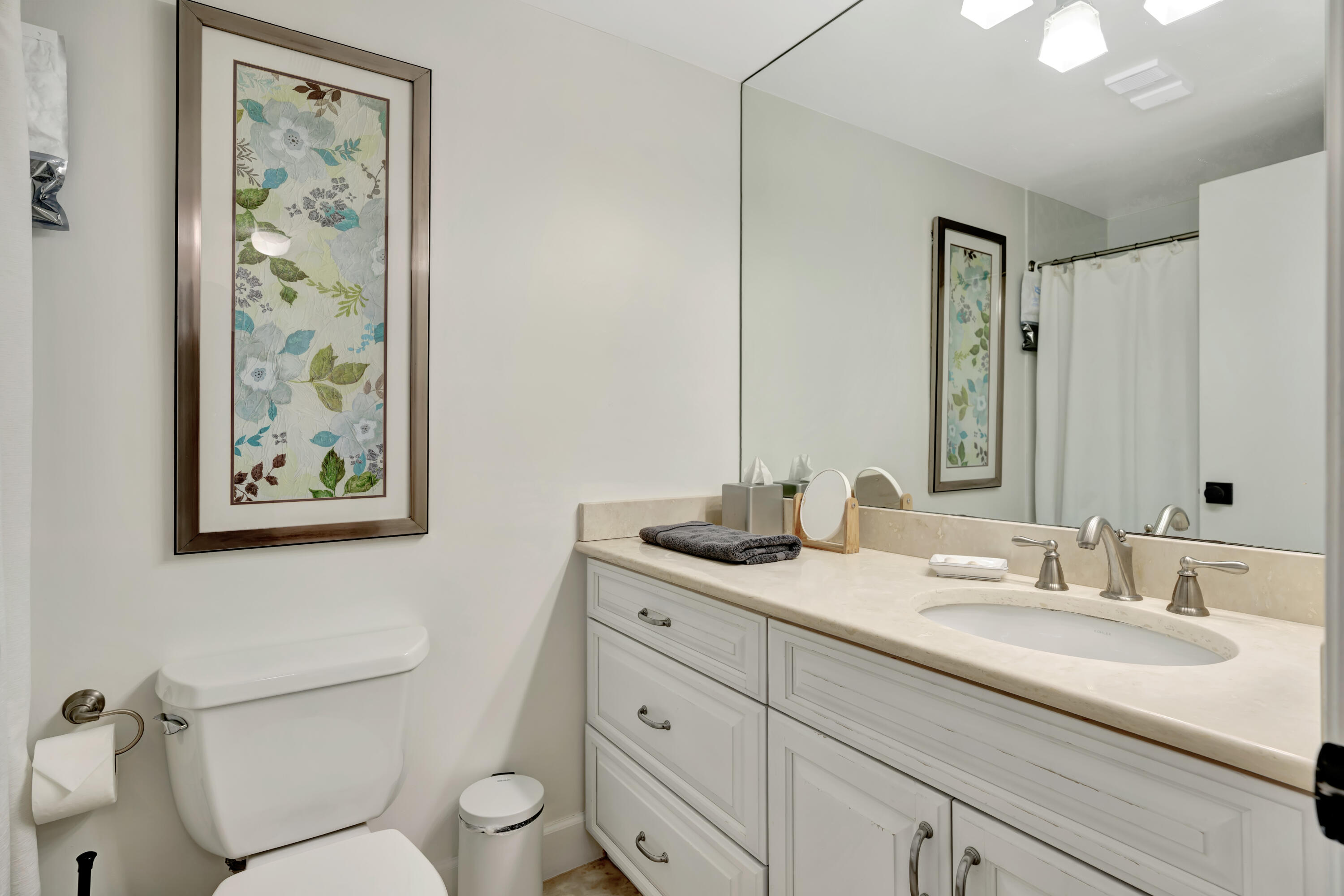 353 S Us Highway 1 A4