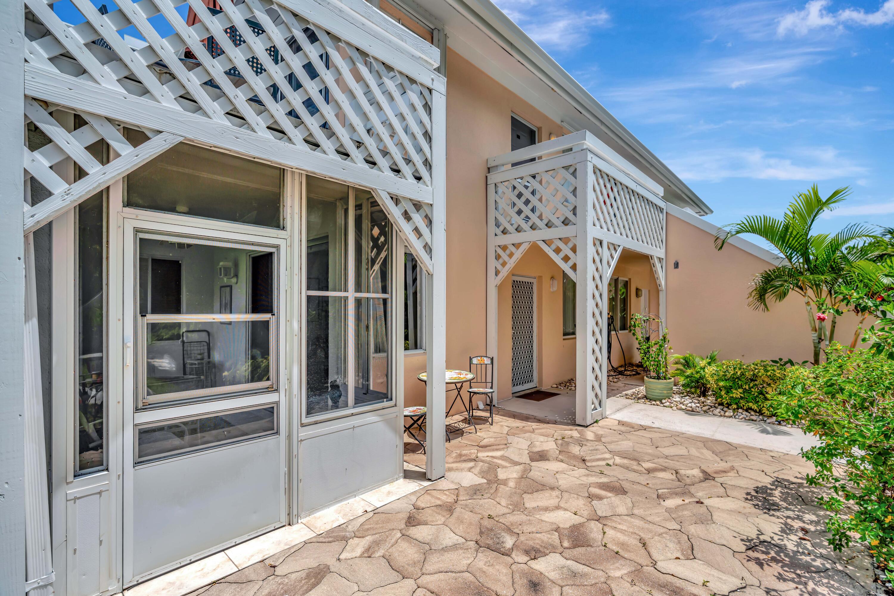 353 S Us Highway 1 A4