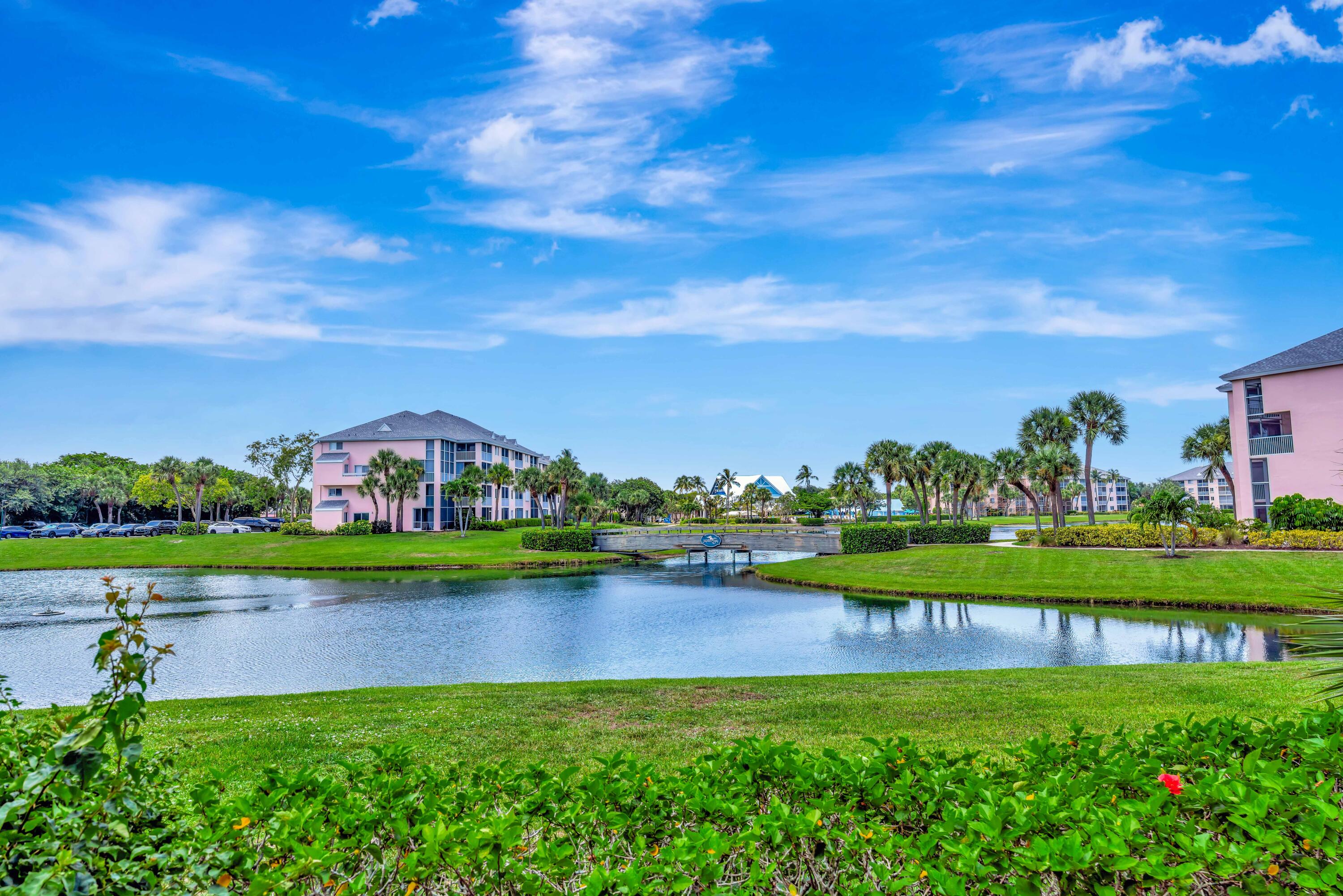 353 S Us Highway 1 A4