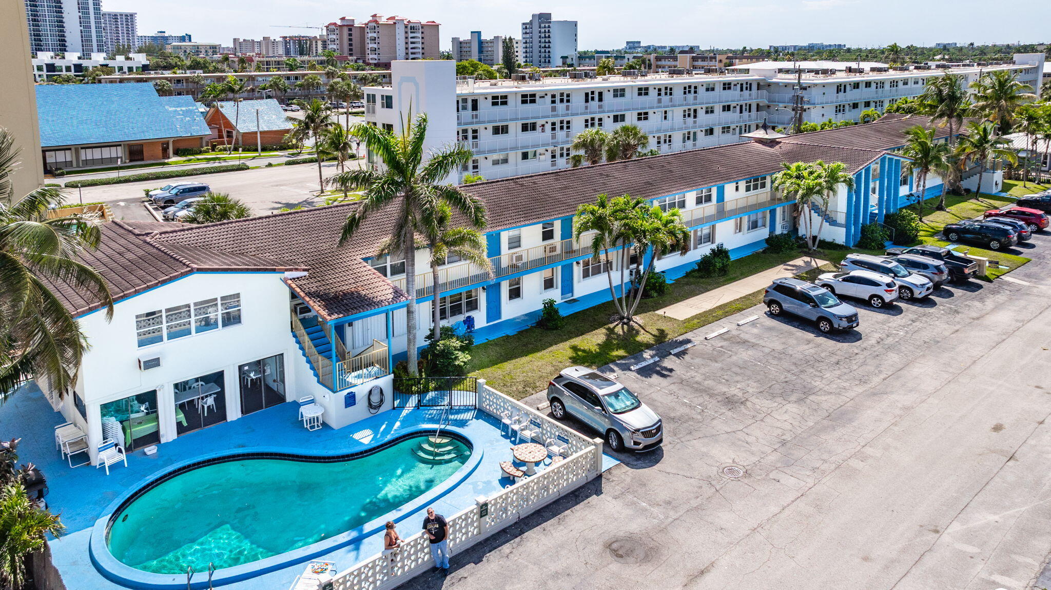 3212 NE 8th Court 7