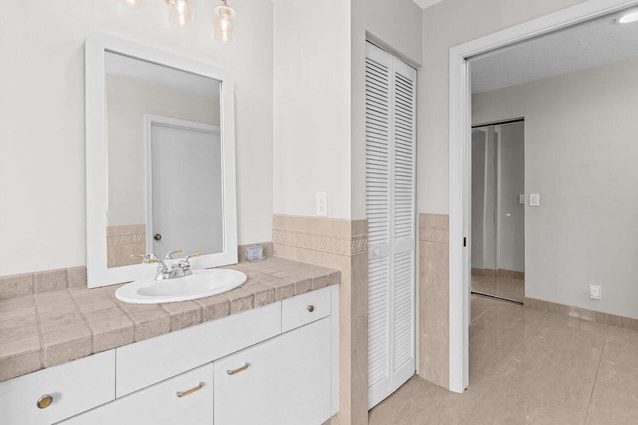 11157 Harbour Springs Circle