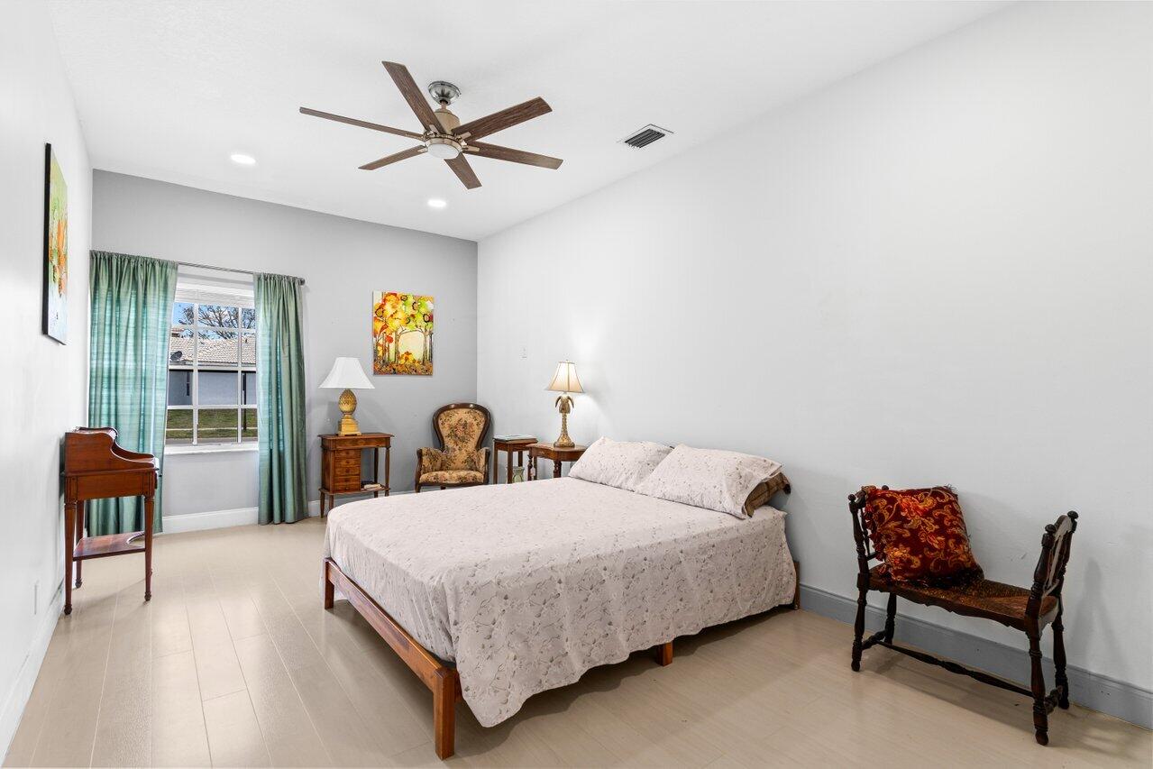 11157 Harbour Springs Circle