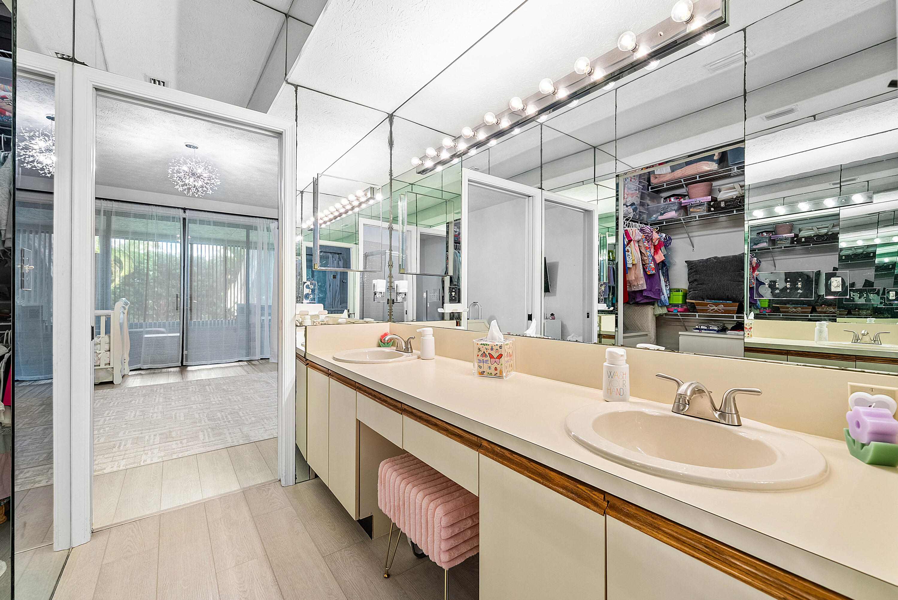 22627 Meridiana Drive