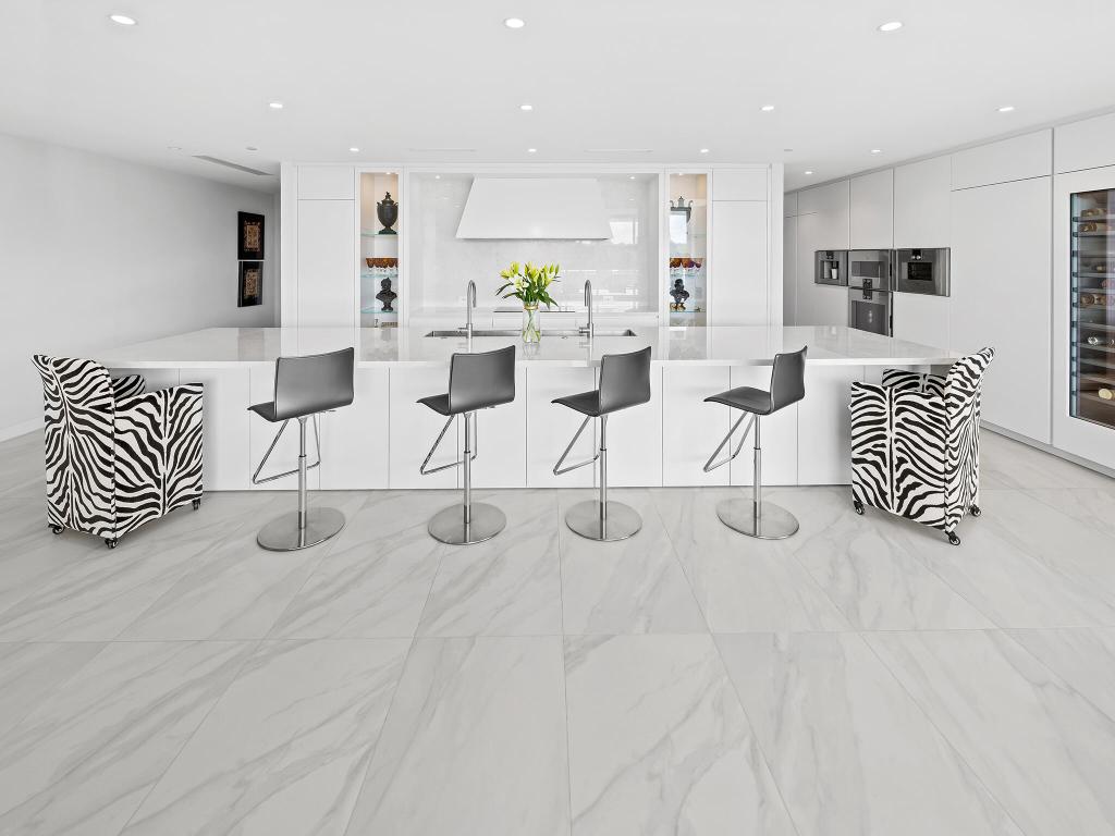 210 SE Mizner Boulevard 301